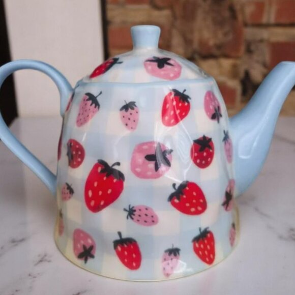 Strawberry Patterned Teapot - Picture 4 of 5